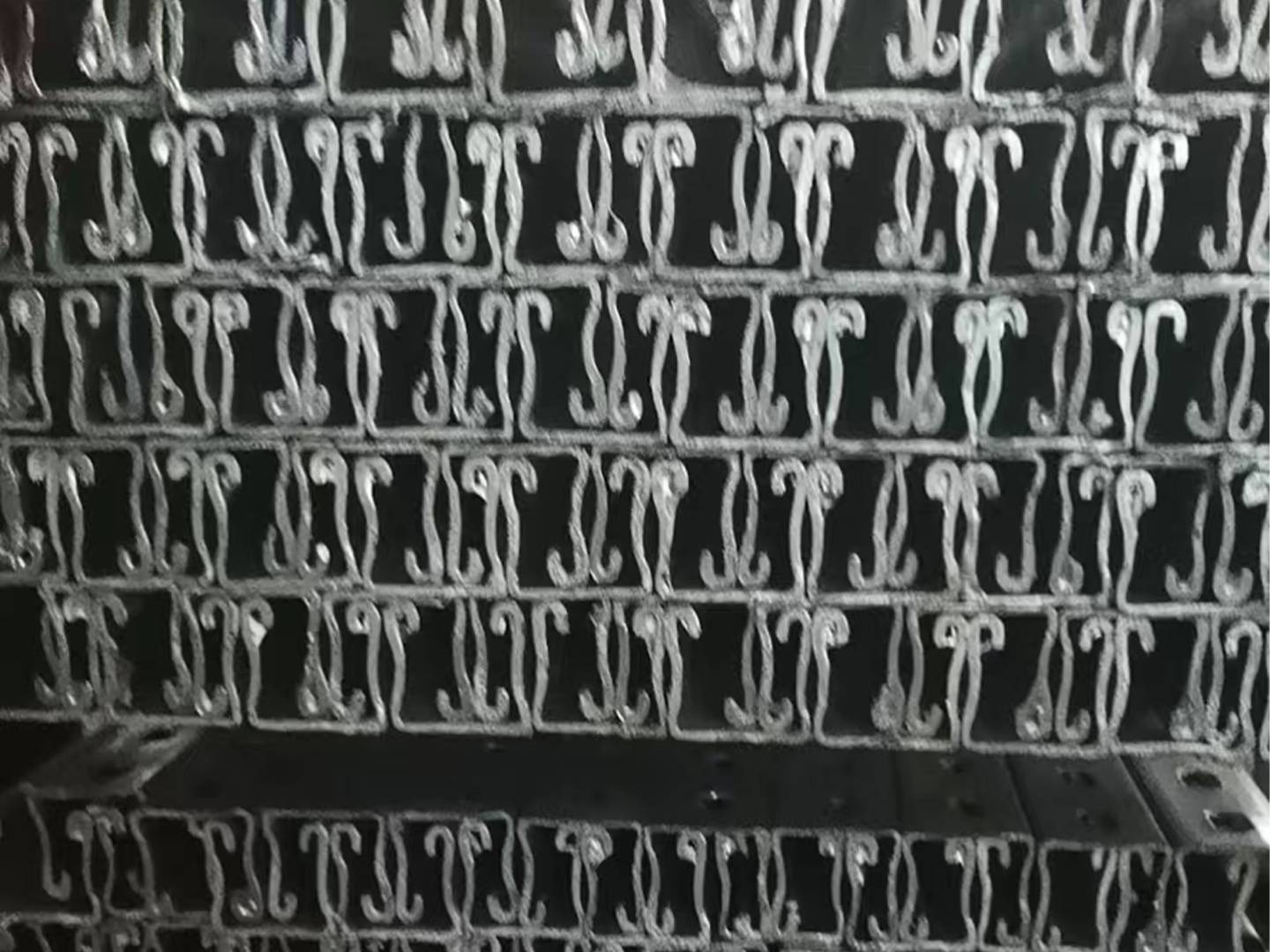 ֧